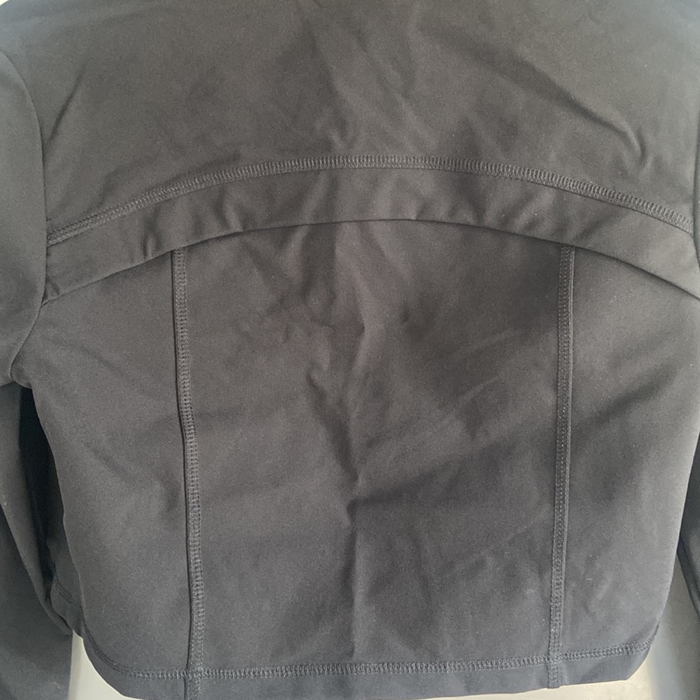 Cropped Workout Jacket - Picture 11 of 13